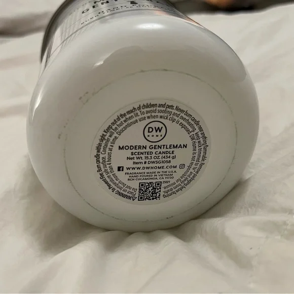 DW Home “Modern Gentleman” Candle - White and Black - 15.3 oz - Picture 2 of 2